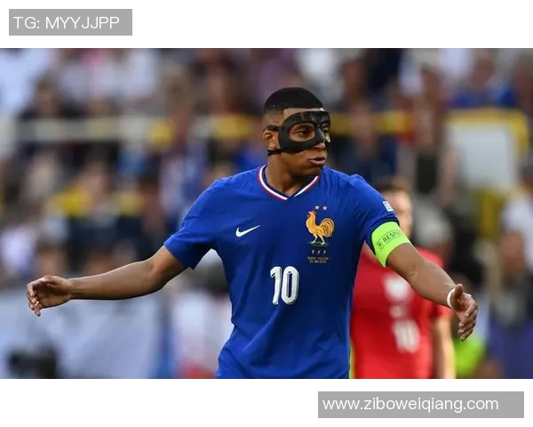 女性视角下的足球明星魅力与影响力探讨 女性视角下的足球明星魅力与影响力探讨